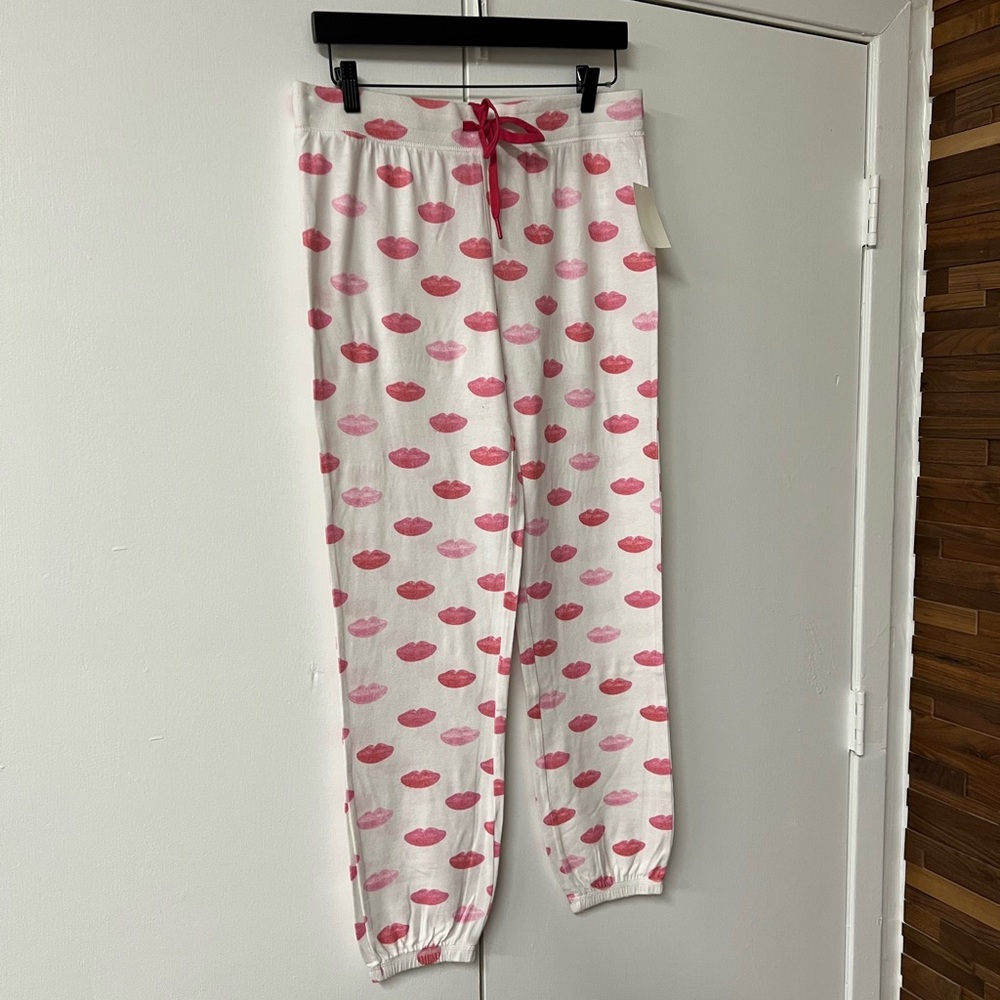 PJ Salvage x Sugarfina Sugar Lips Lounge Set - NWT